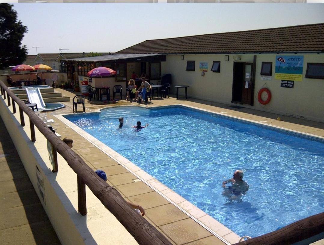Hotel Ocean View 95 Trimingham Exterior foto